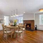 Carvey-Gatfield Historic Home (1800)