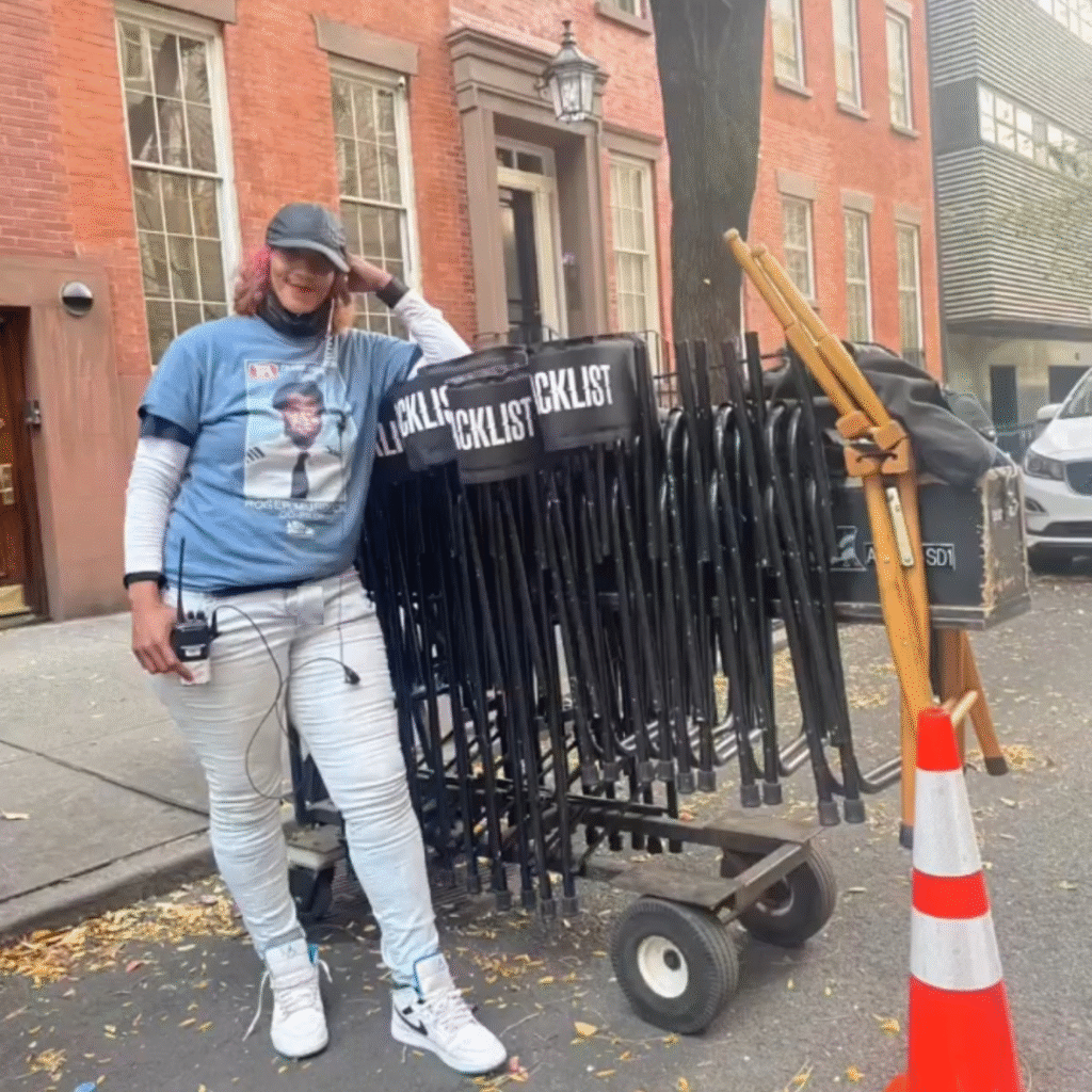 Lisa Harris – Props | Set Dresser