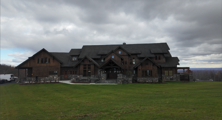 Pinnacle Pointe Estate